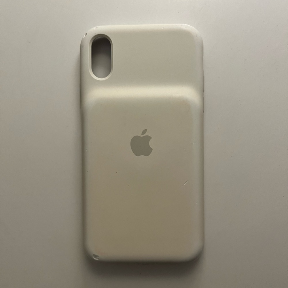 Apple charging case